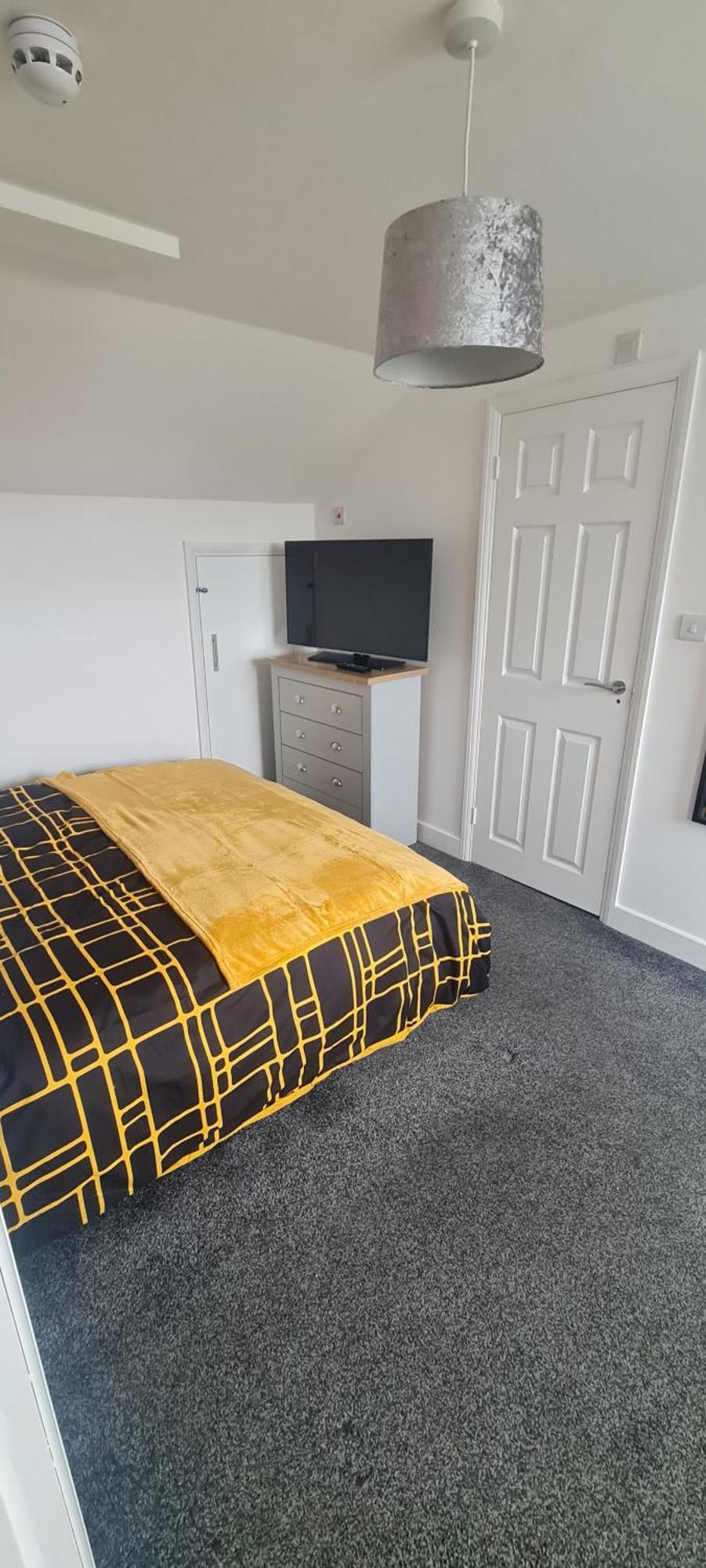 House Share With Few Ensuite Rooms Near Southmead Bristol Bagian luar foto