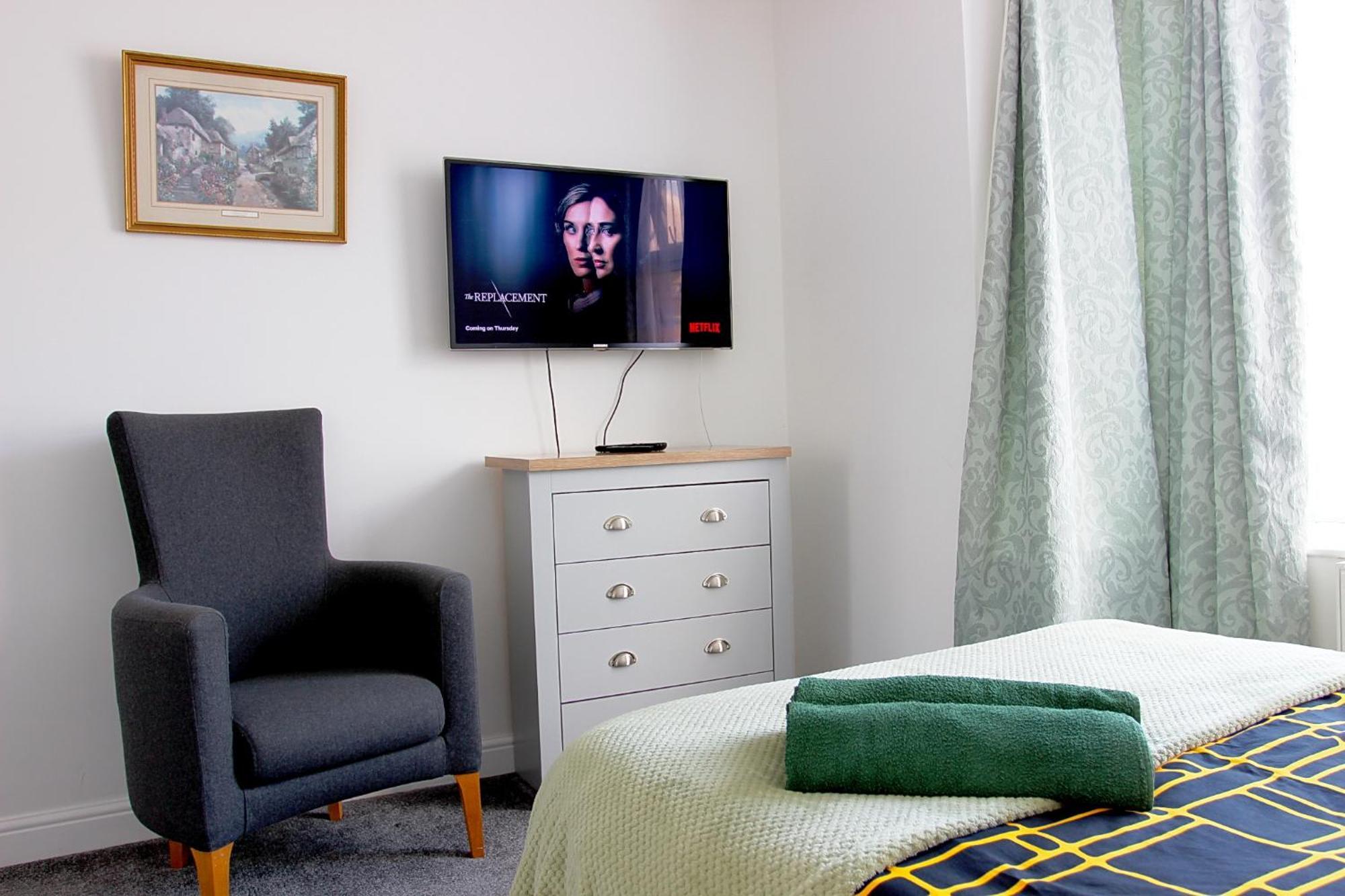 House Share With Few Ensuite Rooms Near Southmead Bristol Bagian luar foto